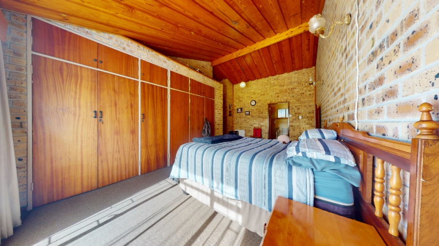 4 Bedroom Property for Sale in Potchefstroom North West
